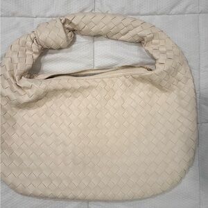 Elegant Cream Woven Women's Bag